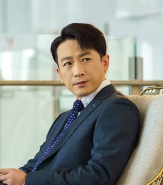李云帆（都市情感剧《她的城》中的男配角）