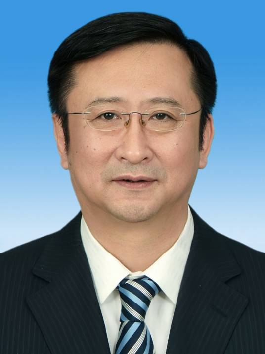 于长辉