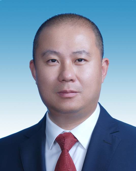 彭辉（湖北省咸宁市委常委、副市长）