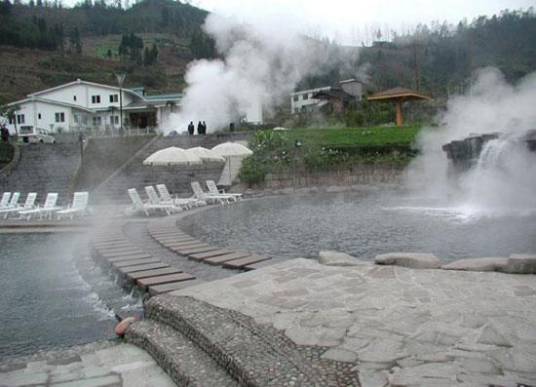 周公山温泉公园