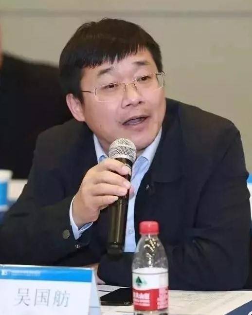 吴国舫