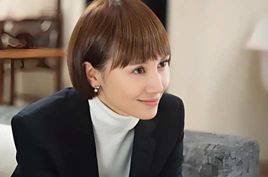 唐晶（电视剧《我的前半生》人物）