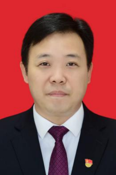 雷俊（湖南省邵阳市邵阳县委副书记、县人民政府副县长、代理县长）