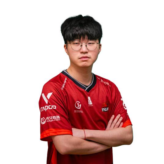 杨易（中国CSGO项目电竞选手）