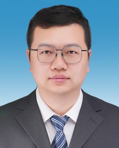 方小勇（湖南开放大学党委副书记、副校长）