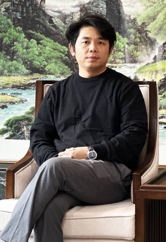 何勇（江西省工艺美术大师）