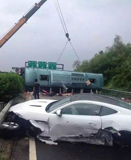 8·24揭阳车辆相撞事故