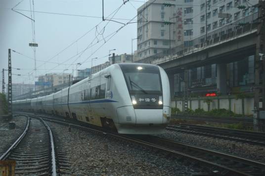 D6217次