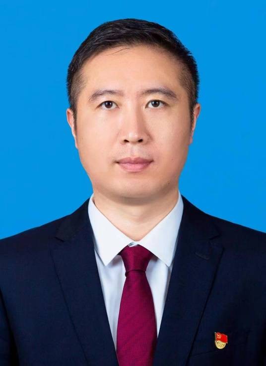 冯琳（江苏省镇江市京口区人民政府党组成员、副区长、三级调研员）