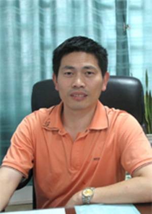 王立俊（湖北经济学院研究生处副处长）