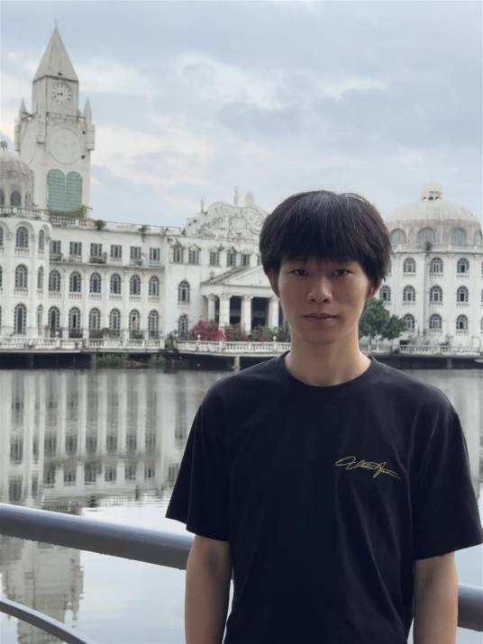 韦名翰