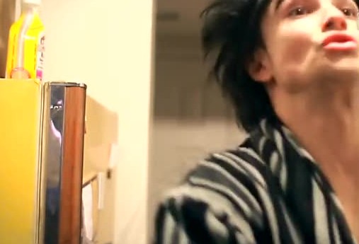 12·29英国女子咬掉男友睾丸事件