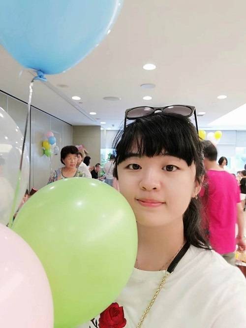 高雅（中国当代女性艺术家）