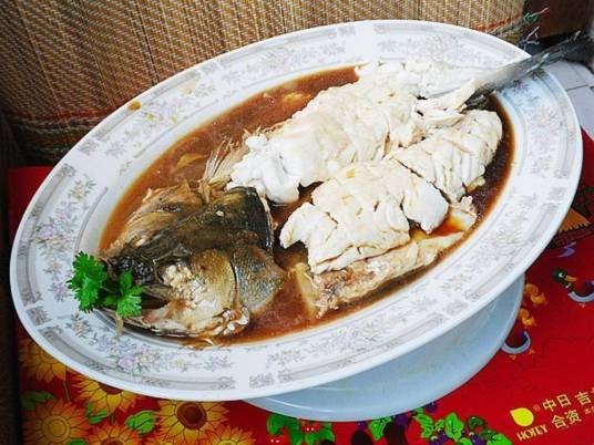 生汆鲈鱼
