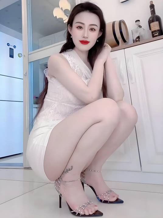 迷人的白奶奶