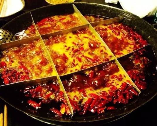 重庆麻辣牛肉火锅