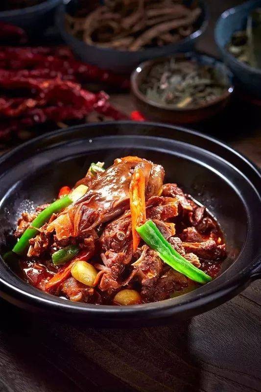 砂锅炖鸭