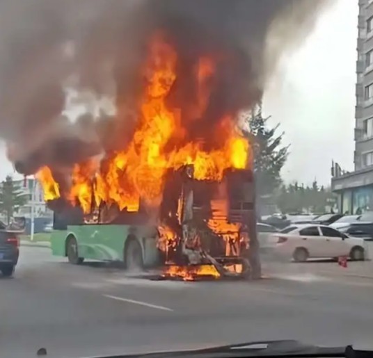 9·29丹东公交车起火事故
