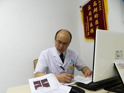 梁万兵