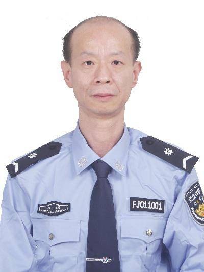 任斌（湖北省武汉市公安局治安支队身份证制作所原辅警）