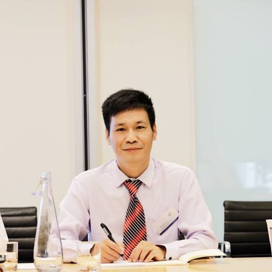 李振峰（烟台南山学院教师）