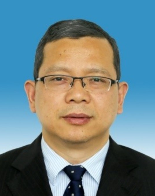 冯建龙（四川省成都经开区（龙泉驿区）卫生健康局党组成员、机关党委书记）