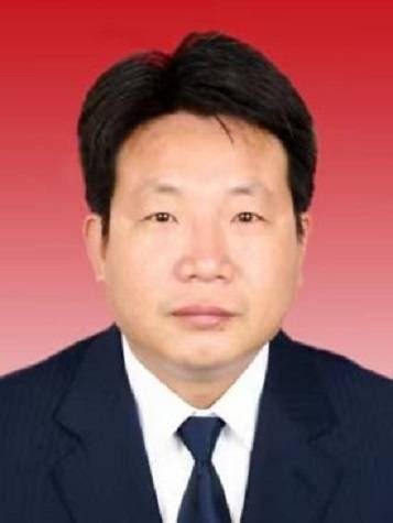 王恩东（山东省济南市市中区兴隆街道党工委书记）