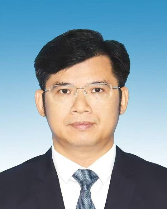 黄俊杰（广西百色市田林县委书记、县人民政府党组书记、县长，县人民武装部党委第一书记）