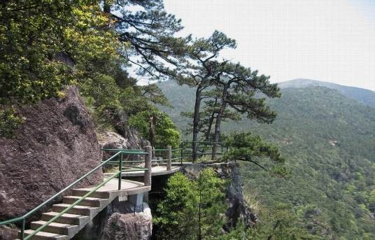 龙泉大峡谷景区