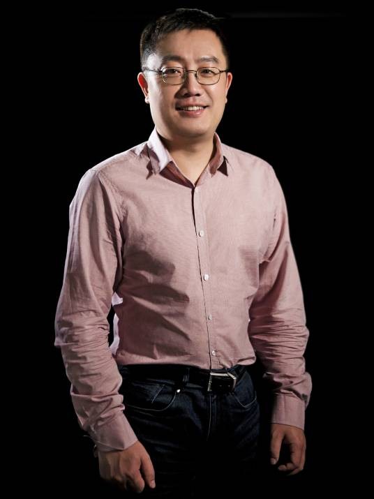 范钧（北京万合天宜影视文化有限公司首席执行官）