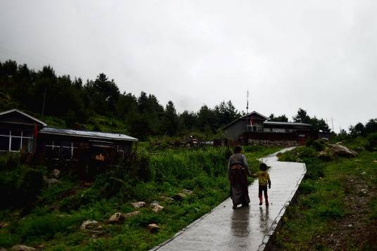 达曼村