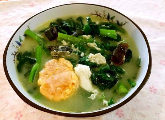 潺菜鱼滑滚咸蛋汤