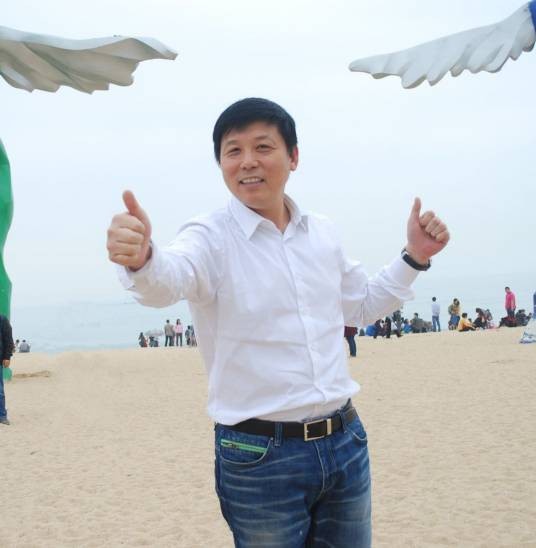张中林（知名文化人）