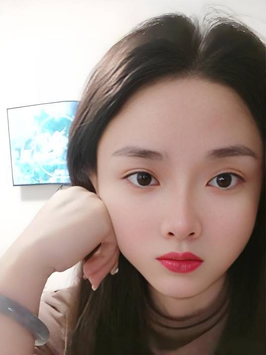 阳光女孩清清