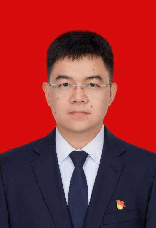 吴智强（重庆市潼南区林业局党组成员、副局长）