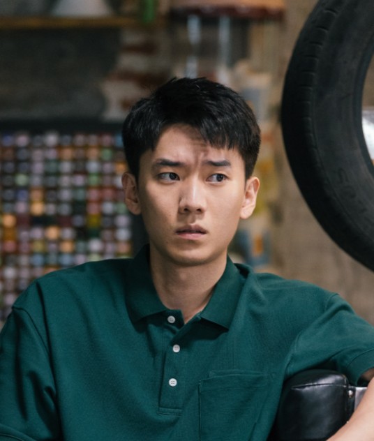 丁毅（电视剧《小城故事多》中的角色）