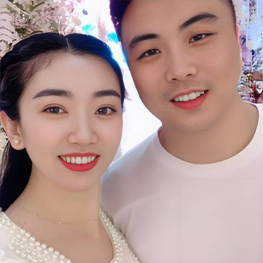 小驴哥和大萍子