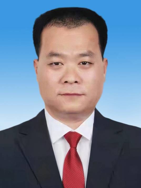 王文强（河北省国资委党委委员、副主任）