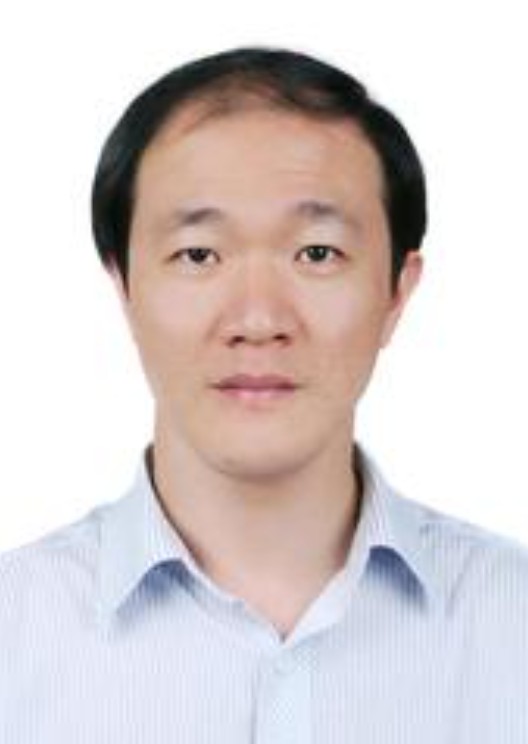 袁杰（南京大学电子科学与工程学院院长助理）