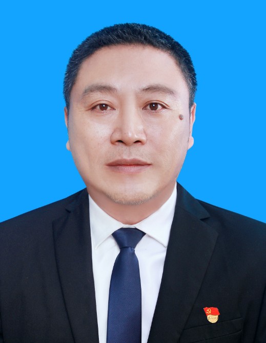 李九龙（江西省鹰潭市城市管理局党组成员、副局长）