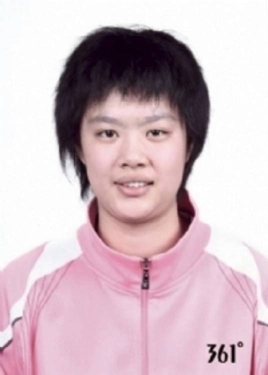 劳美琪