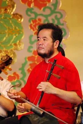 李亦平（京剧琴师）