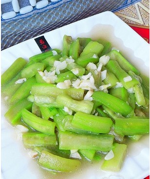 蒜蓉炒丝瓜