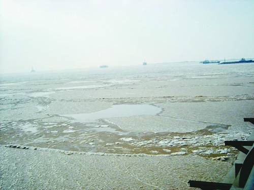岸冰