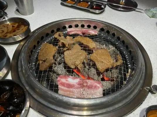 火炉火韩式炭火烤肉