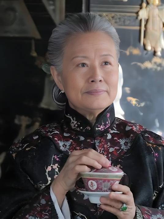 白周氏