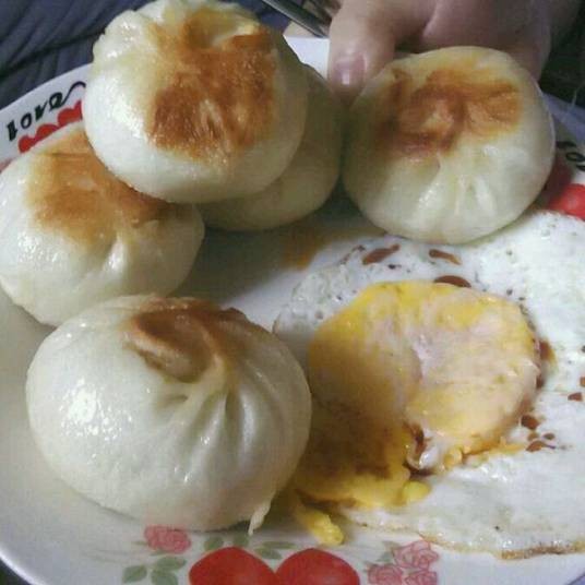 煎蛋皮包子