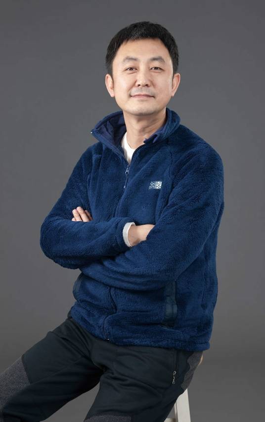 张岩（艾融软件董事长兼总经理）