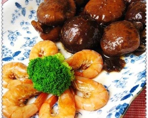花菇鲜虾煲