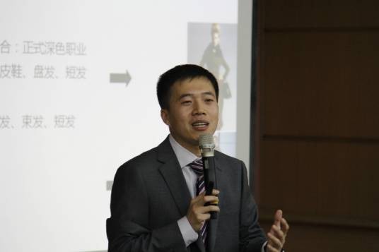 周茂源（职业化塑造培训师）